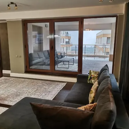Apartment Mioni Seasons Apartment Brasov
